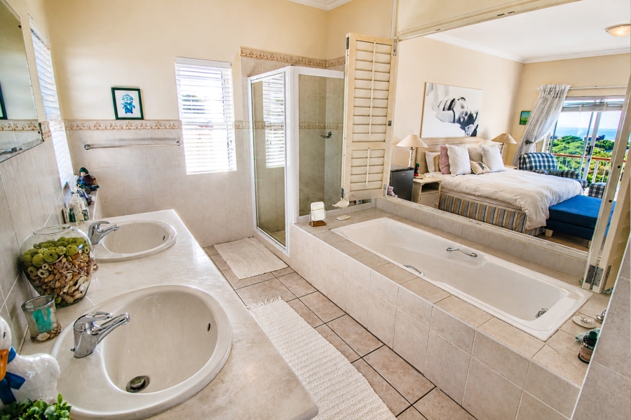 3 Bedroom Property for Sale in Port St Francis Eastern Cape